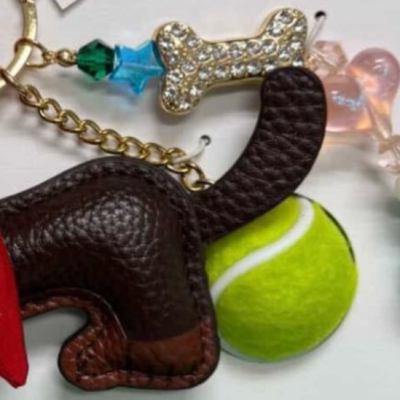 NWT ⚜️🤎⚜️ PIPER K Adorable Dachshund Doggie Key Chain Bag Charm - Picture 10 of 15
